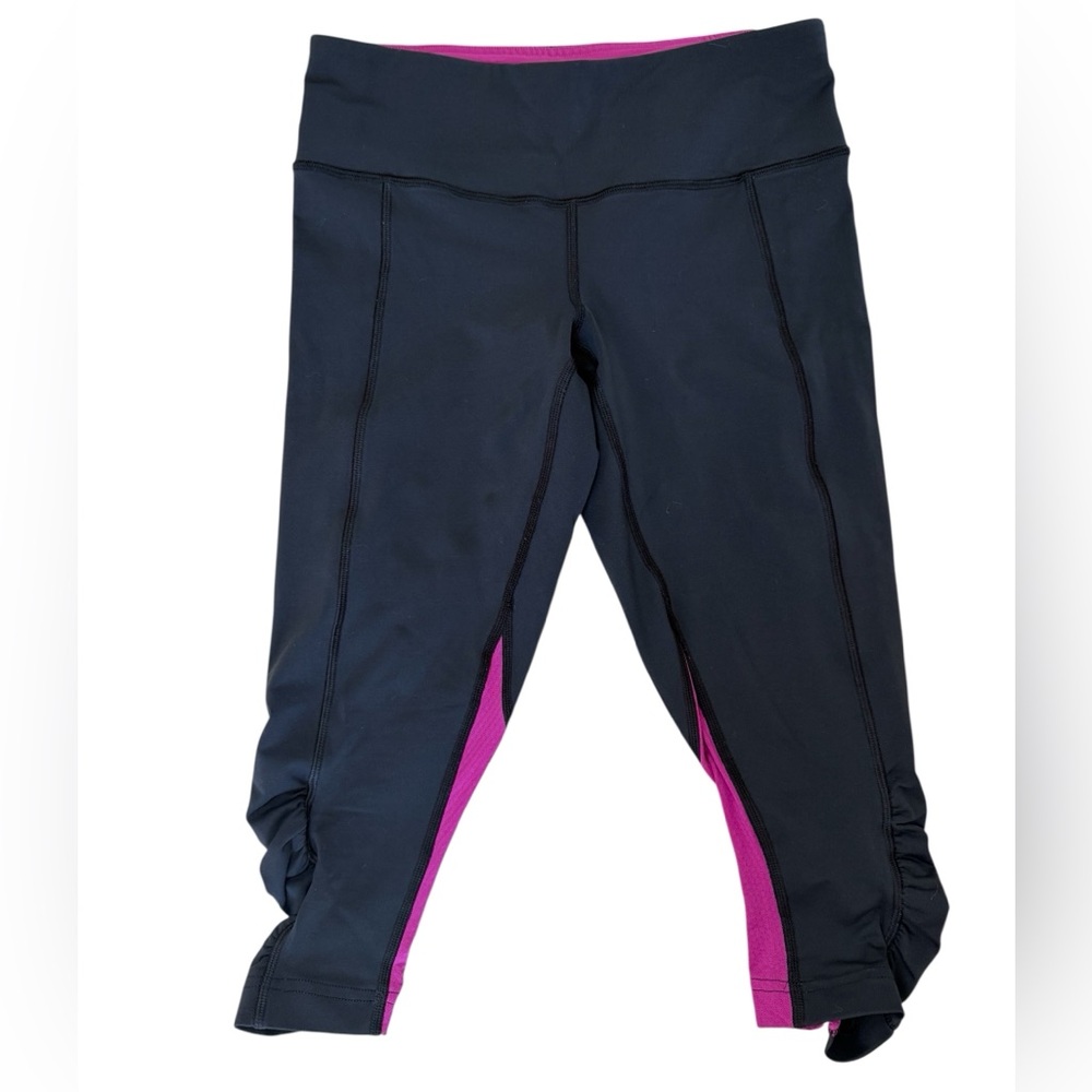 Lululemon Athletica Run Pace Crop leggings Size 4